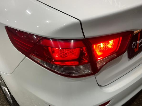 Kia Rio III Рестайлинг с пробегом 2016 года, цена 910 000 рублей, 175535 км, седан, Автокод Объявления