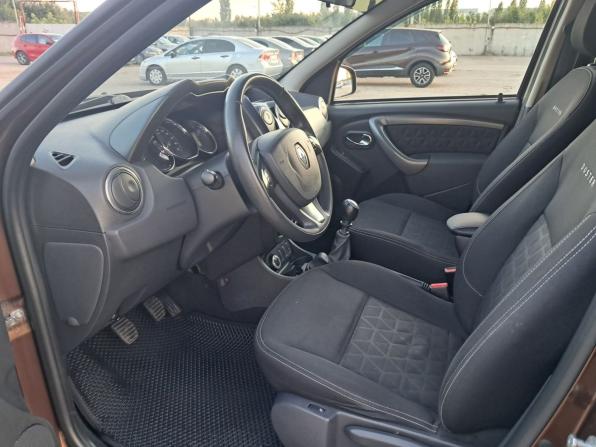 Renault Duster I Рестайлинг с пробегом 2015 года, цена 1 390 000 рублей, 97600 км, внедорожник, Автокод Объявления