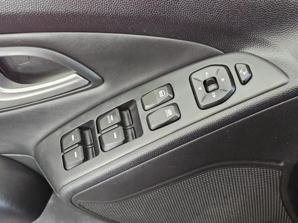 Hyundai ix35 I с пробегом 2013 года, цена 1 380 000 рублей, 143158 км, внедорожник, Автокод Объявления