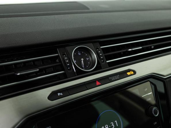 Volkswagen Passat B8 с пробегом 2019 года, цена 2 549 700 рублей, 102998 км, седан, Автокод Объявления