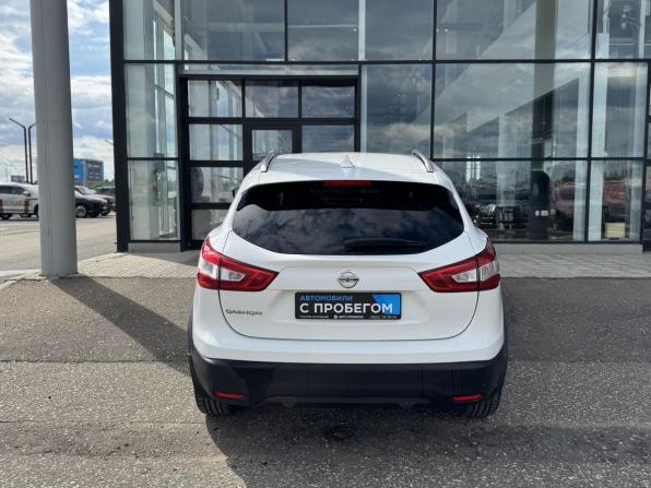 Nissan Qashqai II с пробегом 2018 года, цена 1 590 000 рублей, 128398 км, внедорожник, Автокод Объявления