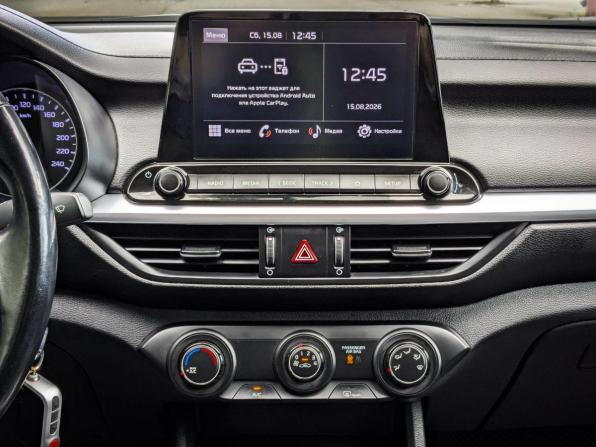 Kia Cerato IV Рестайлинг с пробегом 2022 года, цена 2 299 500 рублей, 42800 км, седан, Автокод Объявления