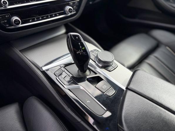 BMW 5 серии VII (G30/G31/G38) с пробегом 2019 года, цена 2 855 000 рублей, 201494 км, седан, Автокод Объявления