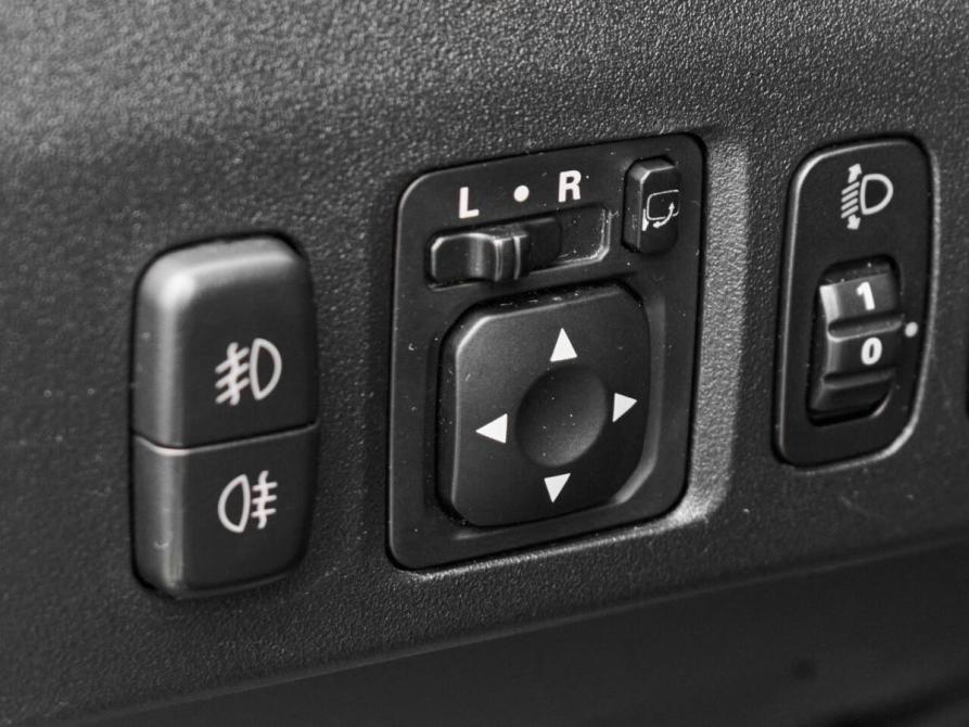 Mitsubishi Pajero IV Рестайлинг 1 Екатеринбург  - изображение 21