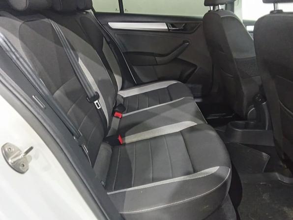 Skoda Rapid I Рестайлинг с пробегом 2019 года, цена 1 280 000 рублей, 109056 км, лифтбек, Автокод Объявления