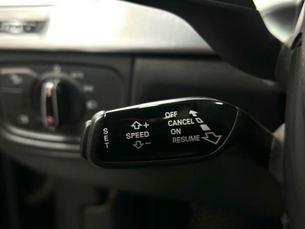 Audi A8 III (D4) Рестайлинг с пробегом 2014 года, цена 2 539 500 рублей, 142000 км, седан, Автокод Объявления