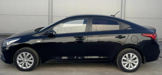 Hyundai Solaris II с пробегом 2017 года, цена 1 280 000 рублей, 87196 км, седан, Автокод Объявления