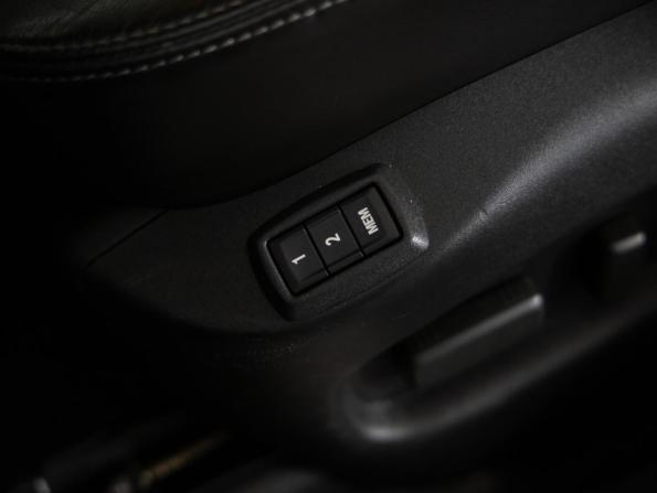 Cadillac SRX II Рестайлинг с пробегом 2013 года, цена 1 799 000 рублей, 149783 км, внедорожник, Автокод Объявления