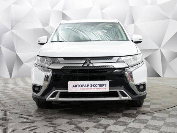 Mitsubishi Outlander III Рестайлинг 2 с пробегом 2017 года, цена 1 740 000 рублей, 193420 км, внедорожник, Автокод Объявления