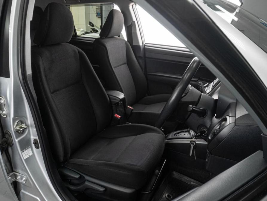 Toyota Corolla XI (E160 E170) Рестайлинг 2 Тюмень  - изображение 10