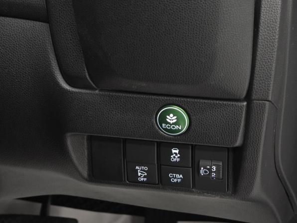 Honda Fit III с пробегом 2016 года, цена 879 000 рублей, 149600 км, хэтчбек, Автокод Объявления