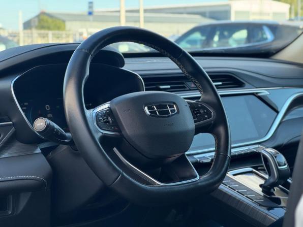 Geely Atlas Pro с пробегом 2023 года, цена 1 700 000 рублей, 103833 км, внедорожник, Автокод Объявления