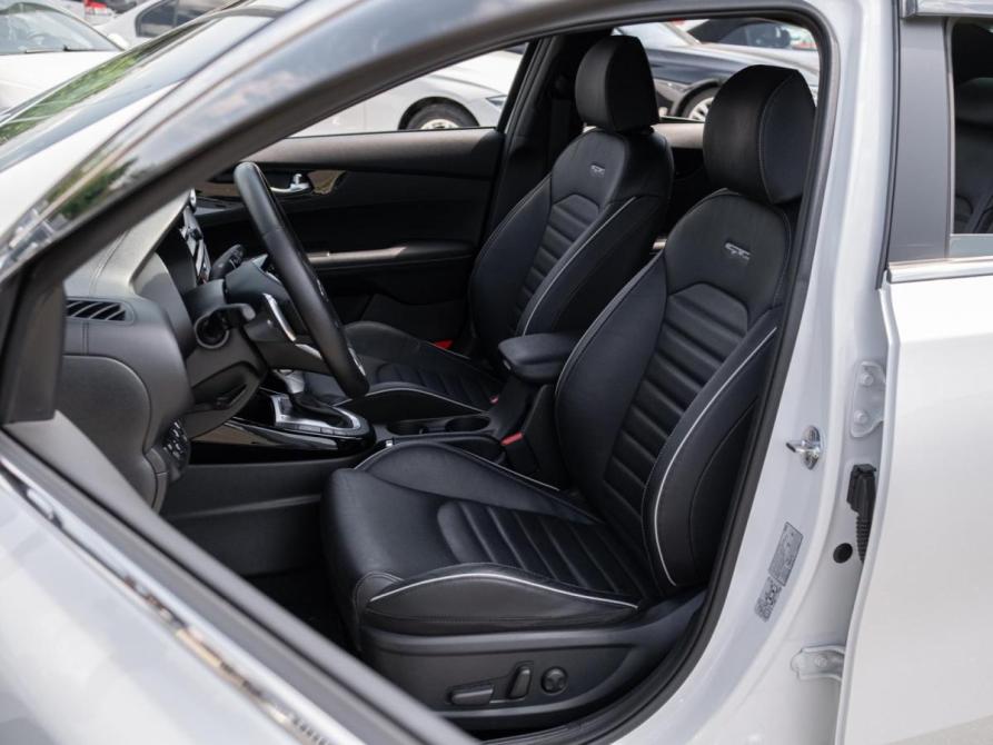 Kia Cerato IV Сочи  - изображение 11