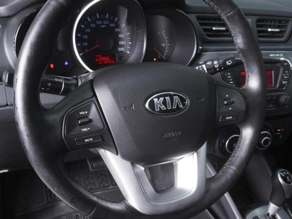 Kia Rio III с пробегом 2014 года, цена 1 120 000 рублей, 155403 км, хэтчбек, Автокод Объявления