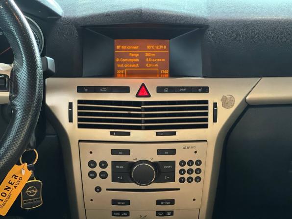 Opel Astra H Рестайлинг с пробегом 2008 года, цена 575 000 рублей, 230000 км, седан, Автокод Объявления