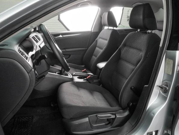 Volkswagen Jetta VI с пробегом 2013 года, цена 929 000 рублей, 176267 км, седан, Автокод Объявления