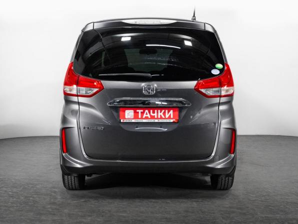 Honda Freed II с пробегом 2018 года, цена 1 300 500 рублей, 147606 км, компактвэн, Автокод Объявления