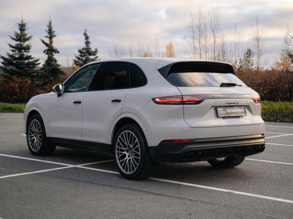 Porsche Cayenne III с пробегом 2022 года, цена 9 500 000 рублей, 45000 км, внедорожник, Автокод Объявления