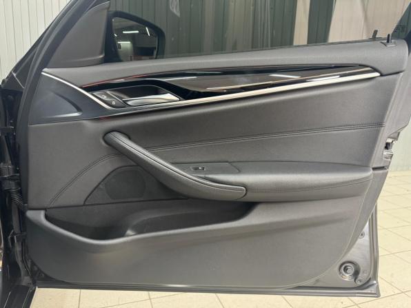 BMW 5 серии VII (G30/G31/G38) с пробегом 2018 года, цена 3 139 000 рублей, 158850 км, седан, Автокод Объявления