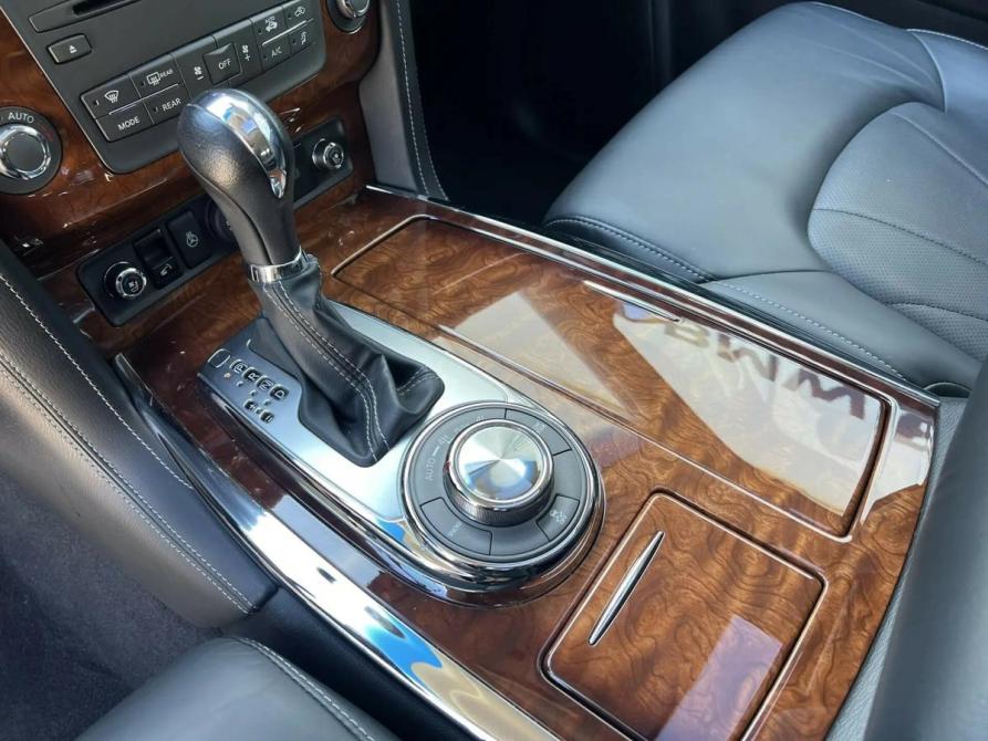 Infiniti QX80 I Рестайлинг Санкт-Петербург  - изображение 17
