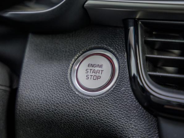 Kia Optima IV Рестайлинг с пробегом 2019 года, цена 1 958 000 рублей, 149505 км, седан, Автокод Объявления