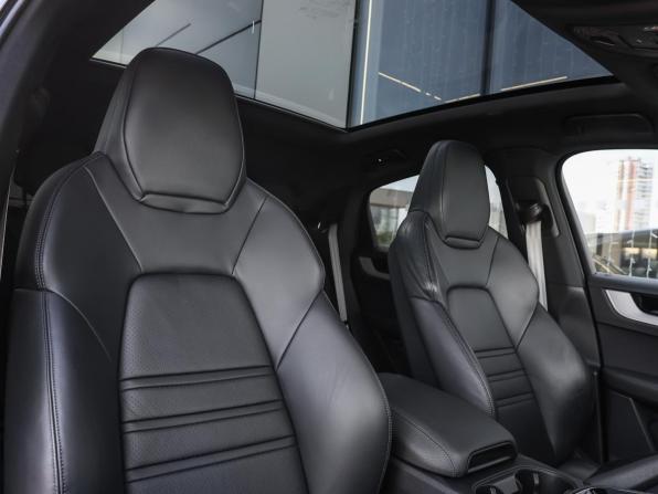 Porsche Cayenne III Рестайлинг с пробегом 2023 года, цена 13 800 000 рублей, 16120 км, внедорожник, Автокод Объявления