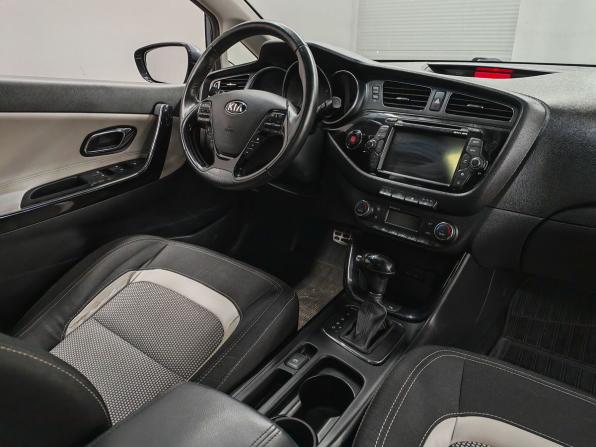 Kia Ceed II с пробегом 2012 года, цена 1 210 000 рублей, 127022 км, хэтчбек, Автокод Объявления