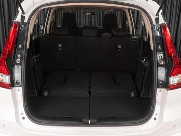Suzuki Ertiga II с пробегом 2022 года, цена 2 600 000 рублей, 82 км, компактвэн, Автокод Объявления