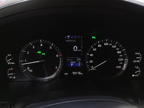 Lexus LX III Рестайлинг 2 с пробегом 2017 года, цена 8 190 000 рублей, 70476 км, внедорожник, Автокод Объявления