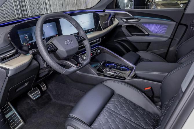 Audi Q5 III с пробегом 2026 года, цена 6 890 000 рублей, 10 км, внедорожник, Автокод Объявления