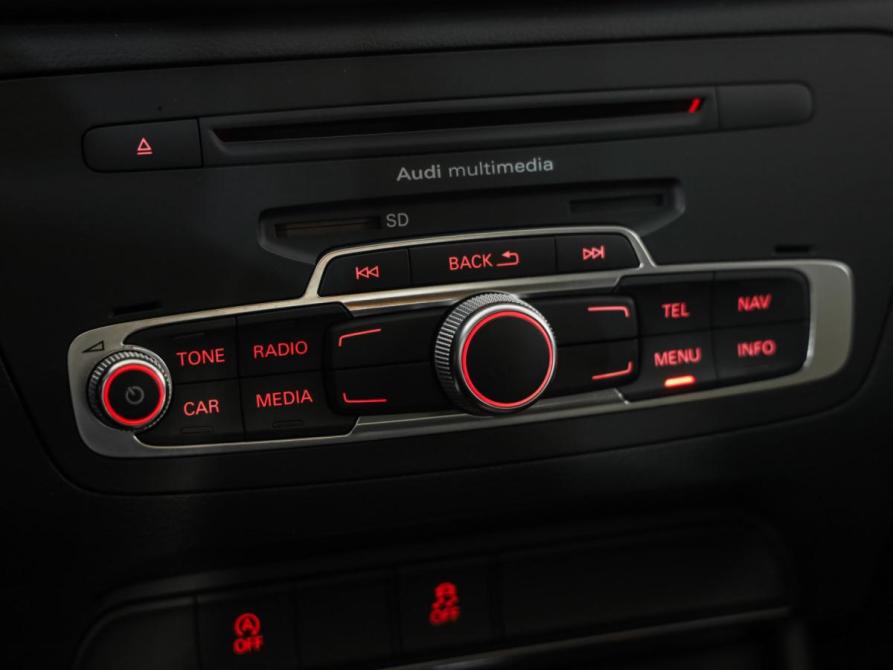 Audi Q3 I (8U) Санкт-Петербург  - изображение 16