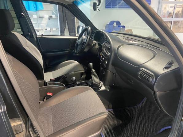 Chevrolet Niva I Рестайлинг с пробегом 2019 года, цена 700 000 рублей, 152825 км, внедорожник, Автокод Объявления