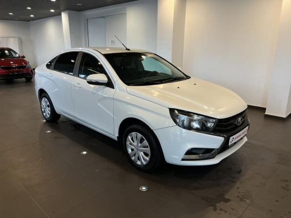 Lada (ВАЗ) Vesta I с пробегом 2019 года, цена 823 000 рублей, 161737 км, седан, Автокод Объявления
