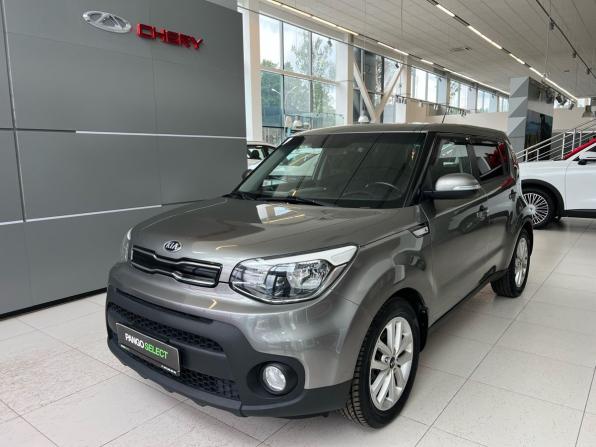 Kia Soul II Рестайлинг с пробегом 2017 года, цена 1 559 000 рублей, 143000 км, хэтчбек, Автокод Объявления