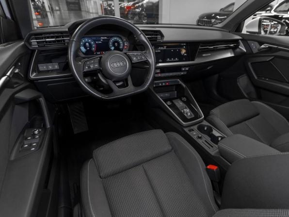 Audi A3 IV (8Y) с пробегом 2021 года, цена 2 780 000 рублей, 47182 км, хэтчбек, Автокод Объявления