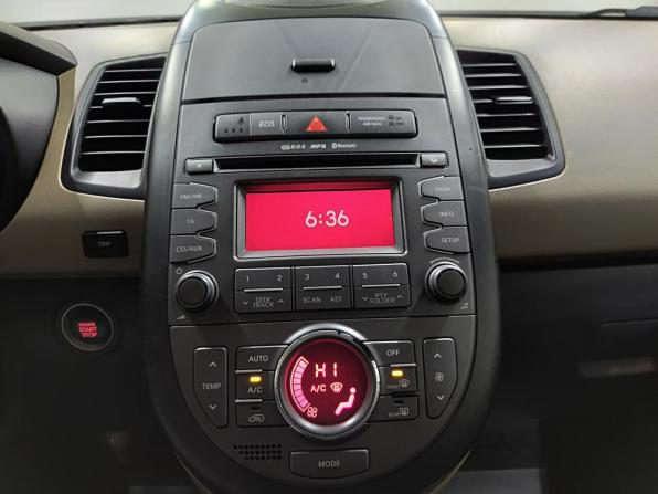 Kia Soul I Рестайлинг с пробегом 2012 года, цена 1 165 000 рублей, 104287 км, хэтчбек, Автокод Объявления