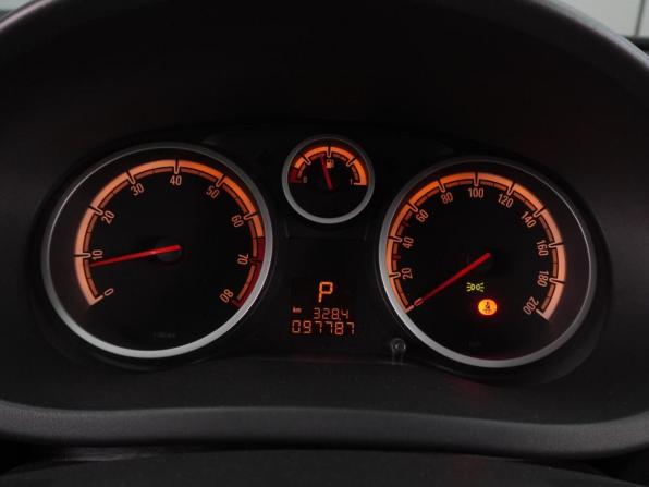 Opel Corsa D Рестайлинг II с пробегом 2013 года, цена 954 000 рублей, 97787 км, хэтчбек, Автокод Объявления