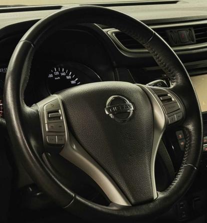 Nissan Qashqai II с пробегом 2018 года, цена 1 700 000 рублей, 124357 км, внедорожник, Автокод Объявления