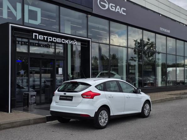 Ford Focus III Рестайлинг с пробегом 2015 года, цена 1 469 000 рублей, 7846 км, хэтчбек, Автокод Объявления
