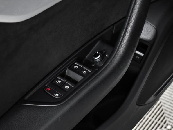 Audi A4 V (B9) с пробегом 2019 года, цена 2 099 000 рублей, 228452 км, седан, Автокод Объявления