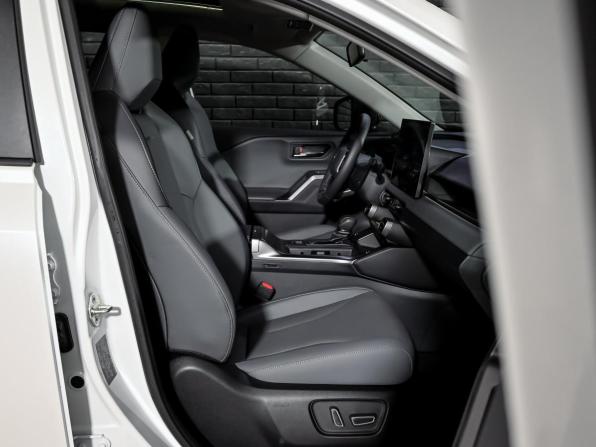 Toyota RAV4 VI (XA60) с пробегом 2026 года, цена 4 420 000 рублей, 51 км, внедорожник, Автокод Объявления