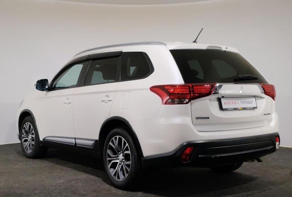 Mitsubishi Outlander III Рестайлинг 2 Ярославль  - изображение 7