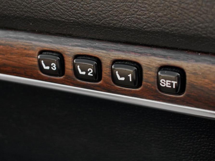 Toyota Land Cruiser 200 Series Рестайлинг 2 Екатеринбург  - изображение 23