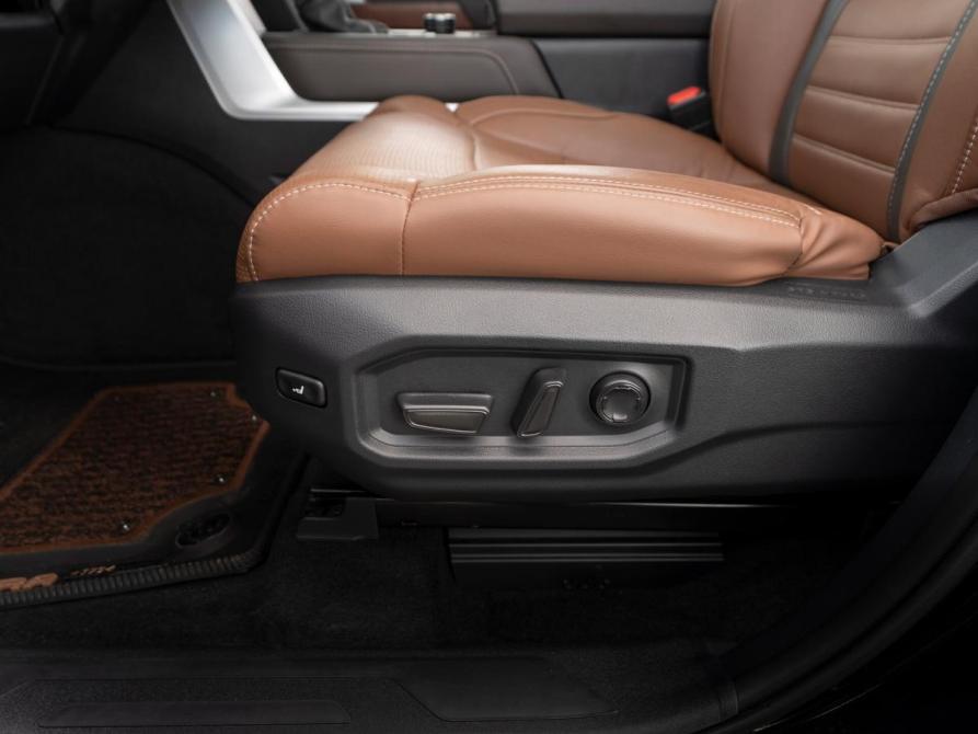 Toyota Tundra III Москва  - изображение 18