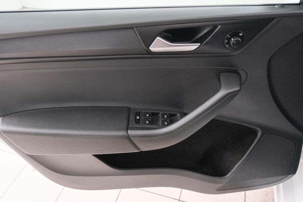 Volkswagen Polo VI Красноярск  - изображение 19