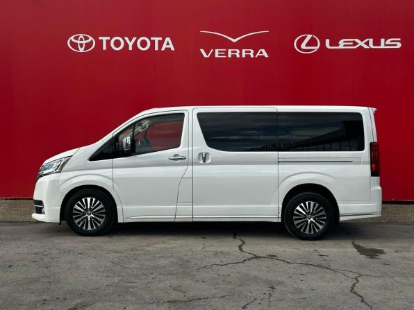 Toyota HiAce H300 с пробегом 2019 года, цена 3 950 000 рублей, 278544 км, минивэн, Автокод Объявления