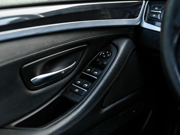 BMW 5 серии VI (F10/F11/F07) Рестайлинг с пробегом 2014 года, цена 1 700 000 рублей, 269231 км, седан, Автокод Объявления
