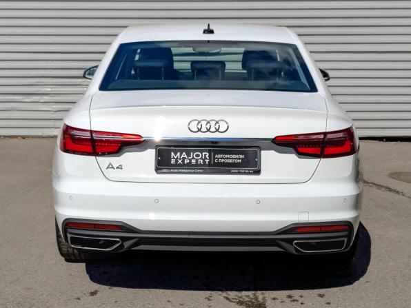 Audi A4 V (B9) Рестайлинг с пробегом 2022 года, цена 3 655 000 рублей, 43272 км, седан, Автокод Объявления