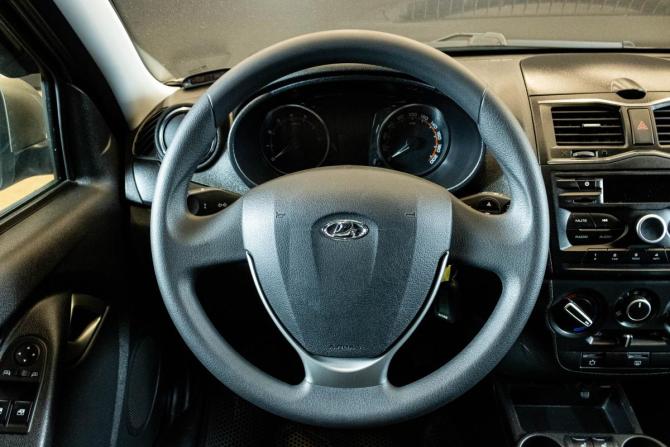 Lada (ВАЗ) Granta I Рестайлинг с пробегом 2021 года, цена 739 000 рублей, 120178 км, хэтчбек, Автокод Объявления
