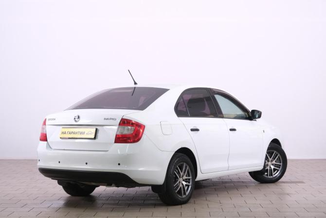 Skoda Rapid I с пробегом 2014 года, цена 729 000 рублей, 193222 км, лифтбек, Автокод Объявления